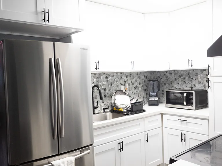 Walnutwood Apartments — Photo 23