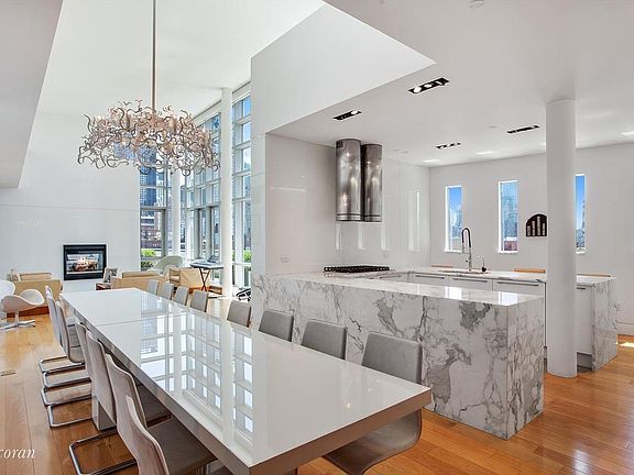 2nd image of 500 W 53rd St #Penthouse