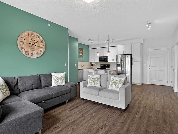 2nd image of 755 W Copperpond Blvd SE #5413