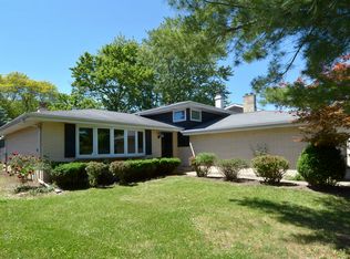 526 S Cleveland Ave, Arlington Heights, IL 60005