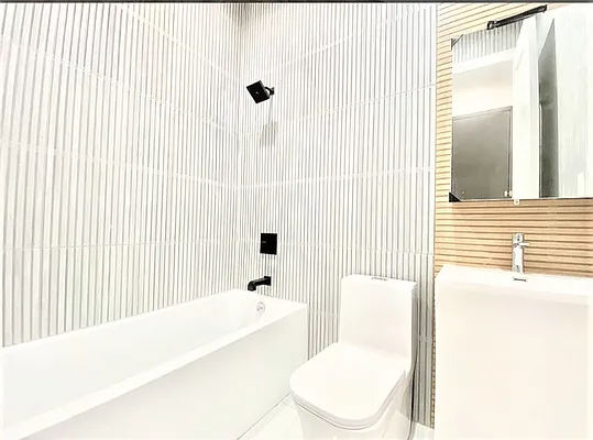 Rented by Benex Realty Inc | media 5