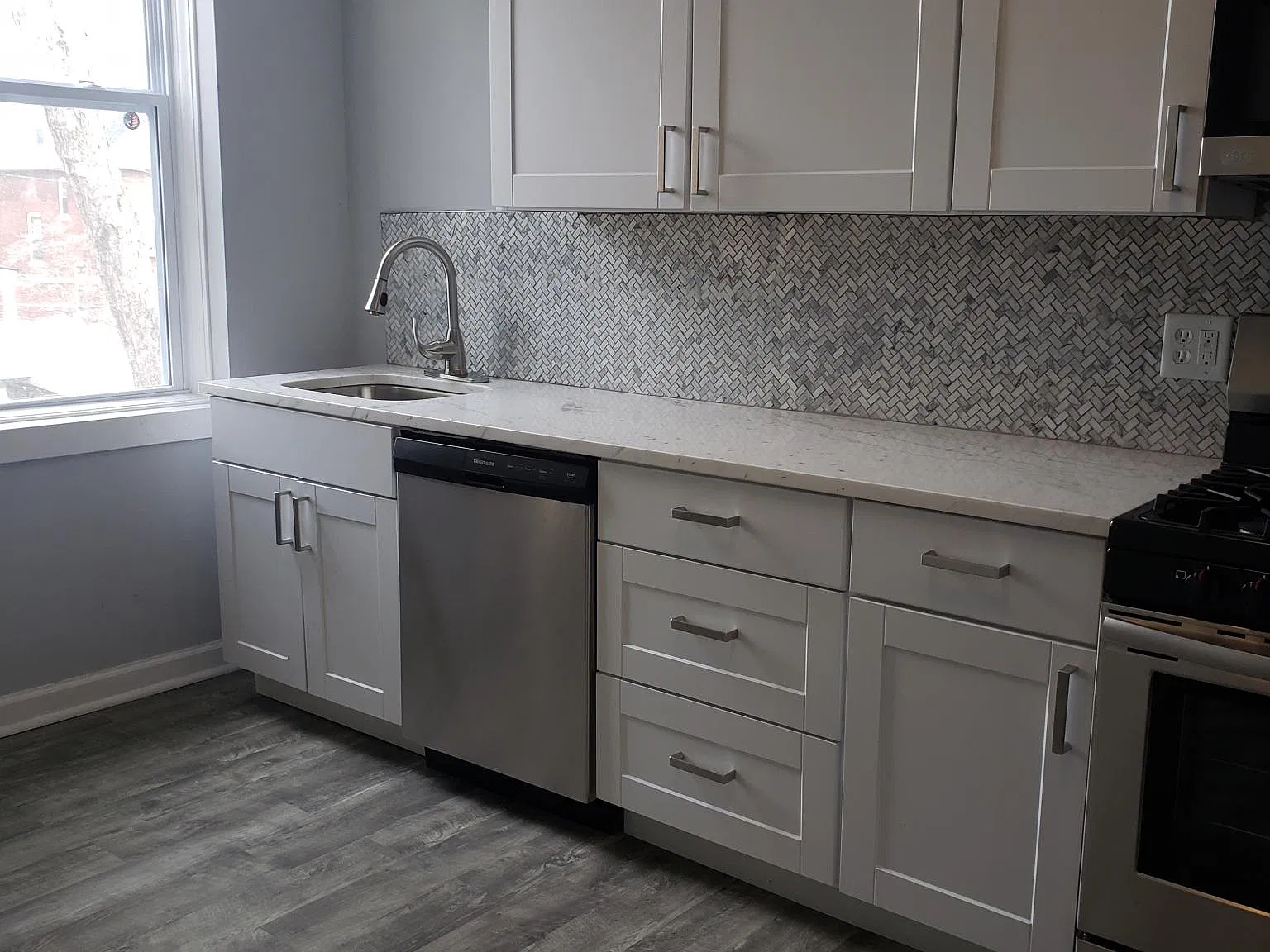 2 bed, 1200 sqft, $1,300 — Photo 3