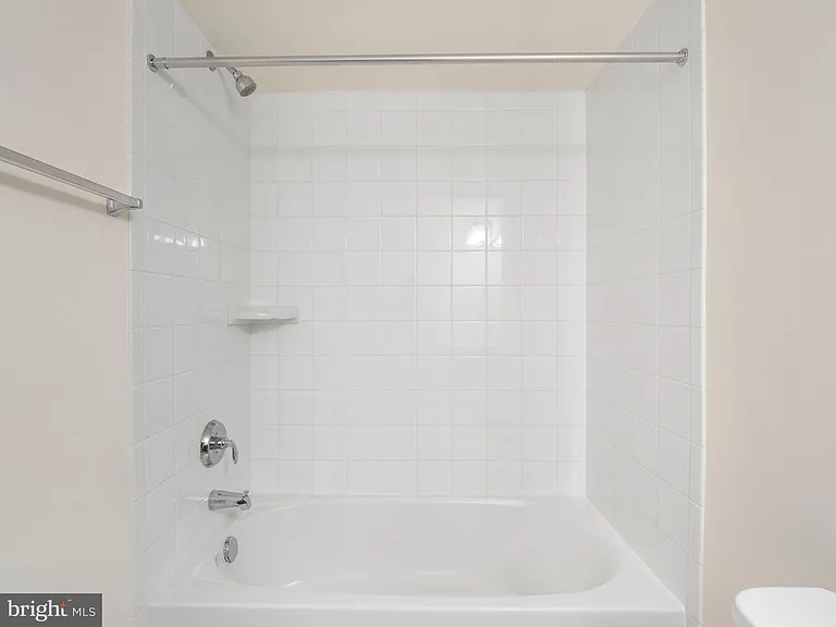 43706 Winterberry Way — Photo 17