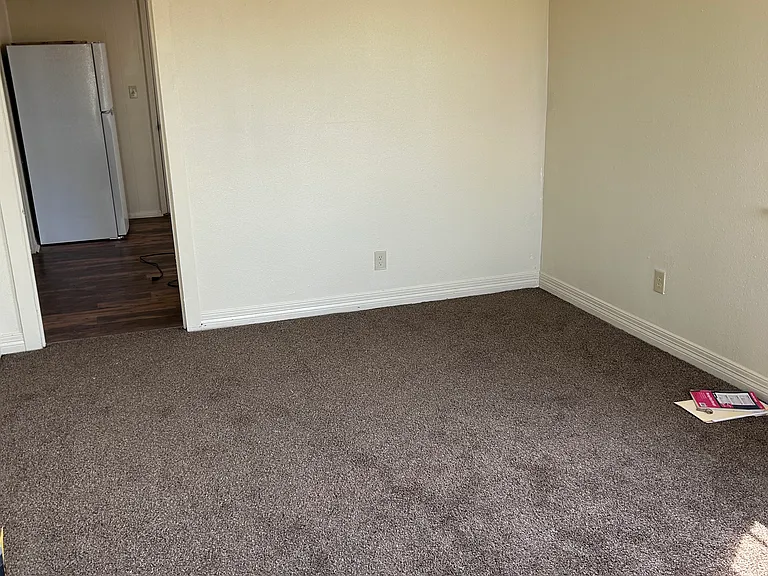 8949 El Paso Ave — Photo 9