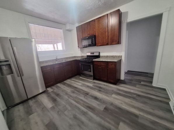 320 W 16th St