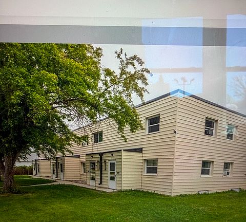 2nd image of 804 8th St N #804