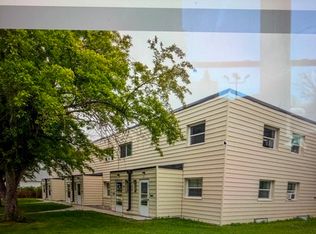 802 8th St N #804, Wahpeton, ND 58075