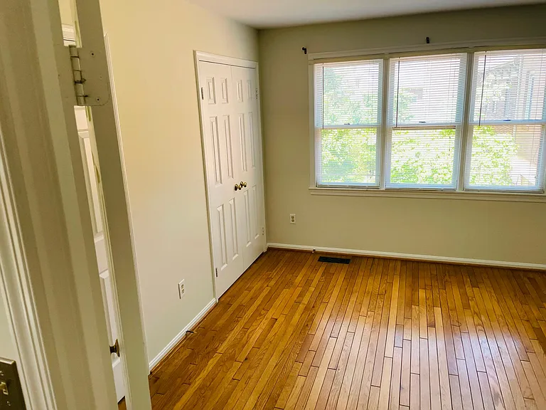 1405 Oronoco St — Photo 56