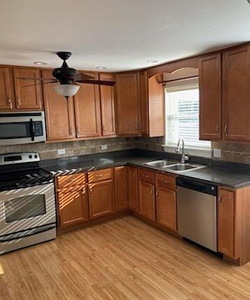 2nd image of 7110 W 107th St Unit 27