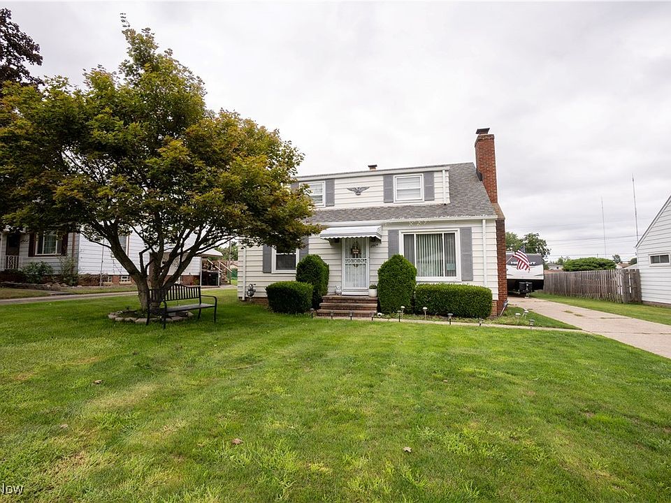 1st image of 2904 Hilltop Dr