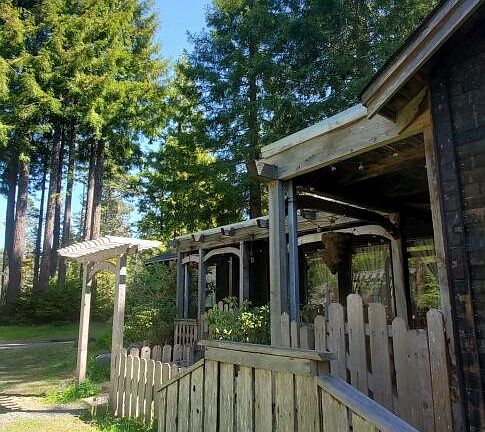 Side steps and gate to front porch.