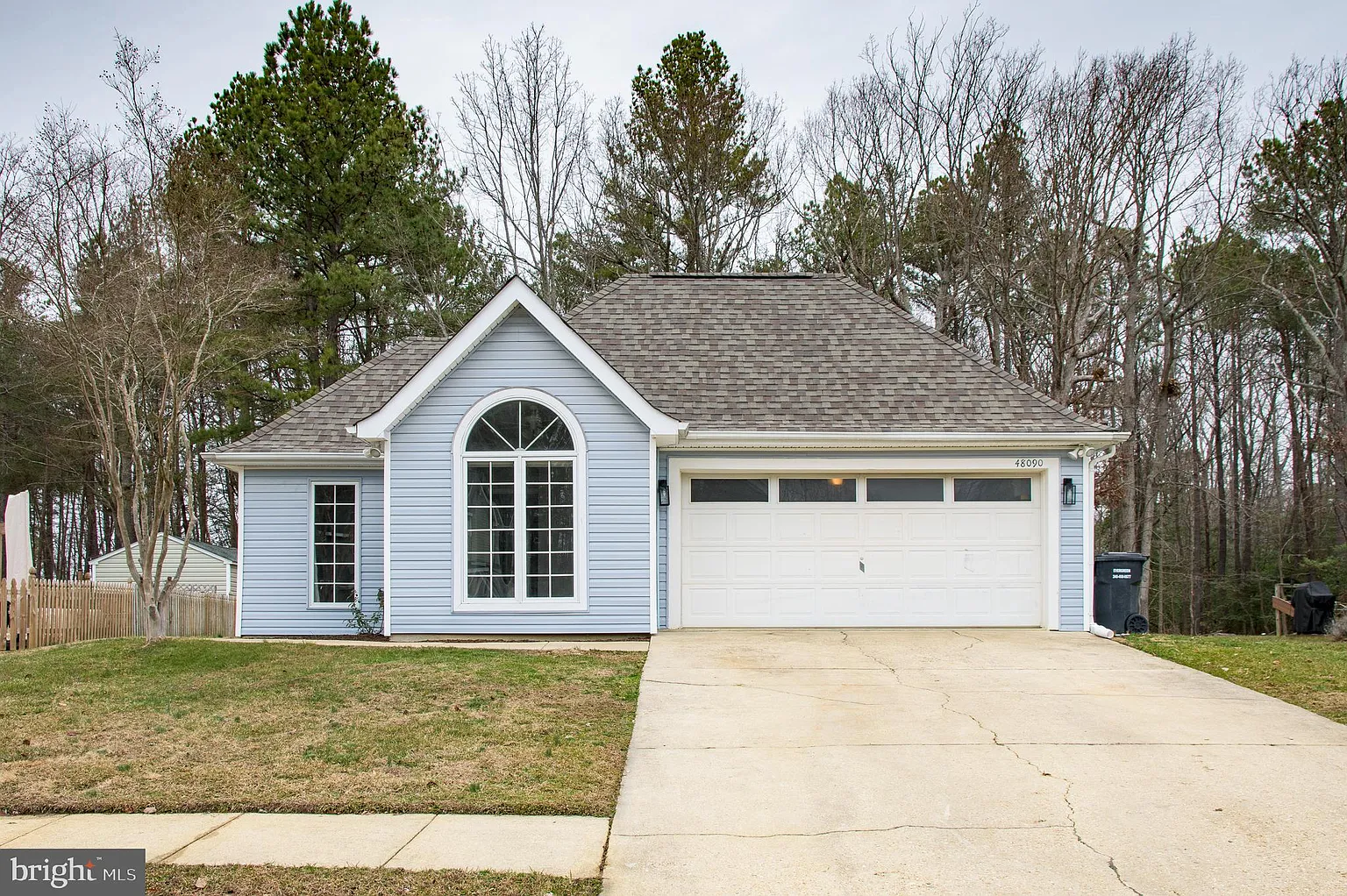 48090 Mayflower Dr photo 1