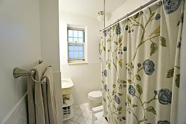 Sold by Anna Pinto Realty