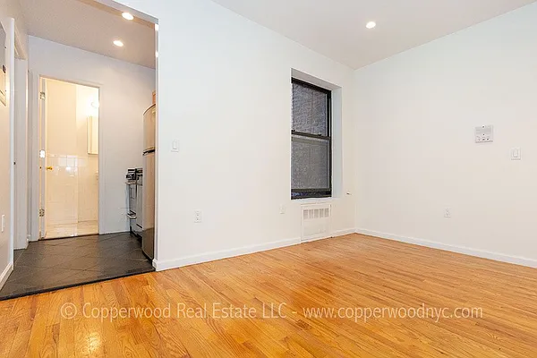 Rented by Copperwood Real Estate | media 32