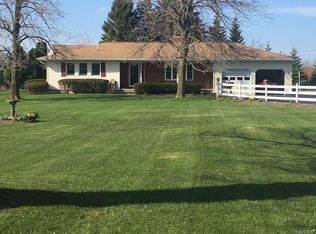 8156 State Street Rd, Batavia, NY 14020