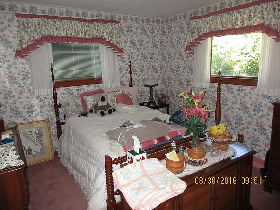 5th image of 345 Sunnyfield Dr NE