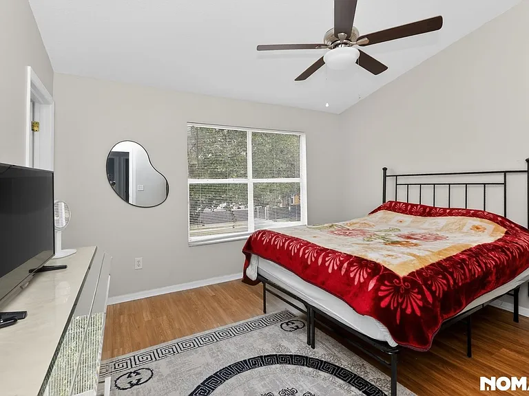 1417 Lyonshire Dr — Photo 11