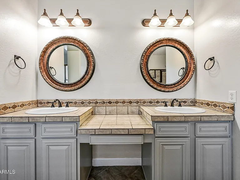 15340 W Dahlia Dr — Photo 23