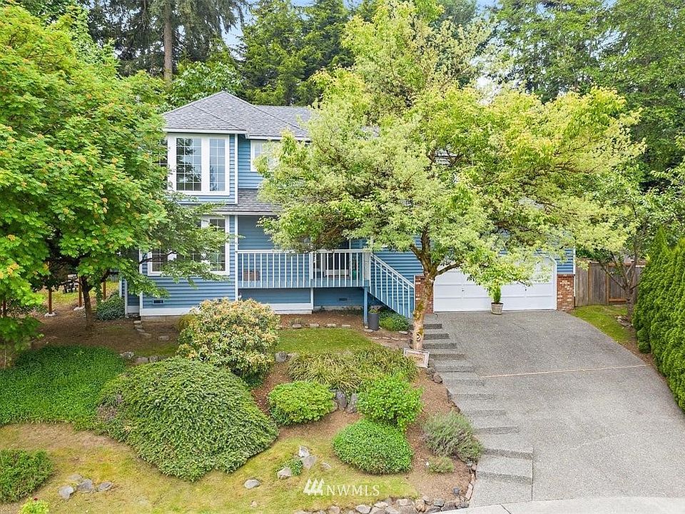 1st image of 2739 NE 184th Pl