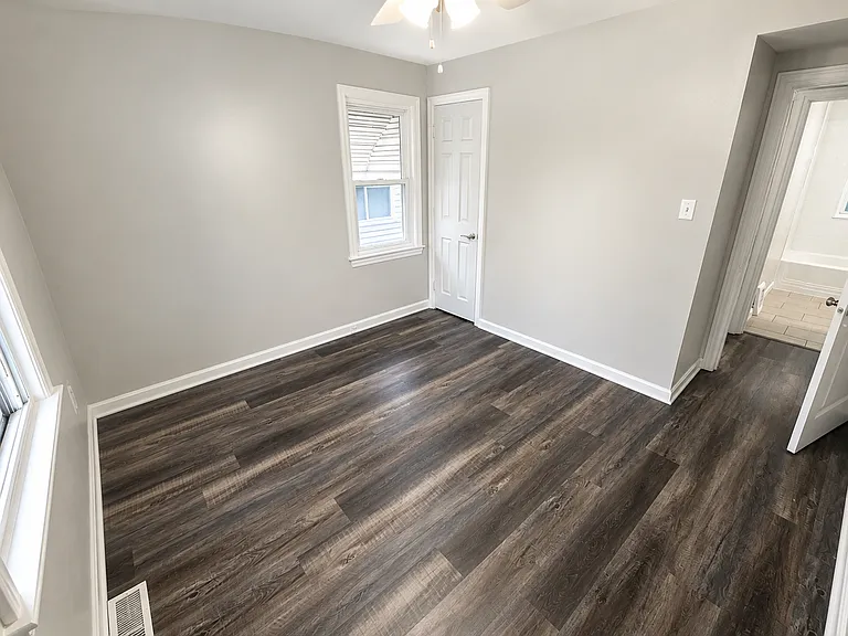 21751 Priday Ave — Photo 3
