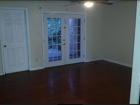 Living Rm