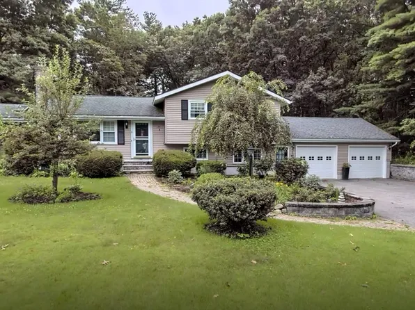 11 Magnolia Rd, Sudbury, MA 01776