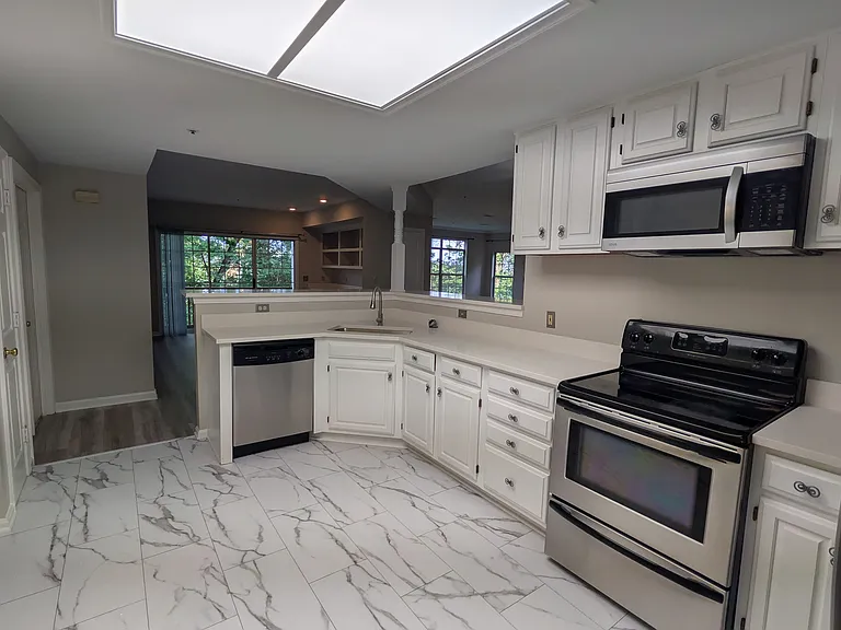 332 Overlook Dr — Photo 35