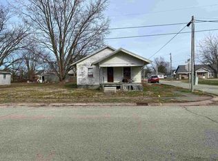 517 S New Jersey St, Bicknell, IN 47512