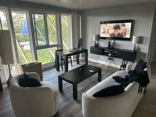 2300 Sunset Heights Dr #1, Los Angeles, CA 90046