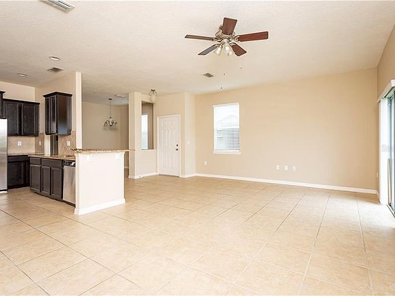 5th image of 1554 Scarlet Oak Loop #68