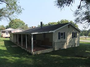 2nd image of 213 McFarland Dr