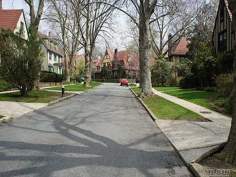 2nd image of 111 Whitson St