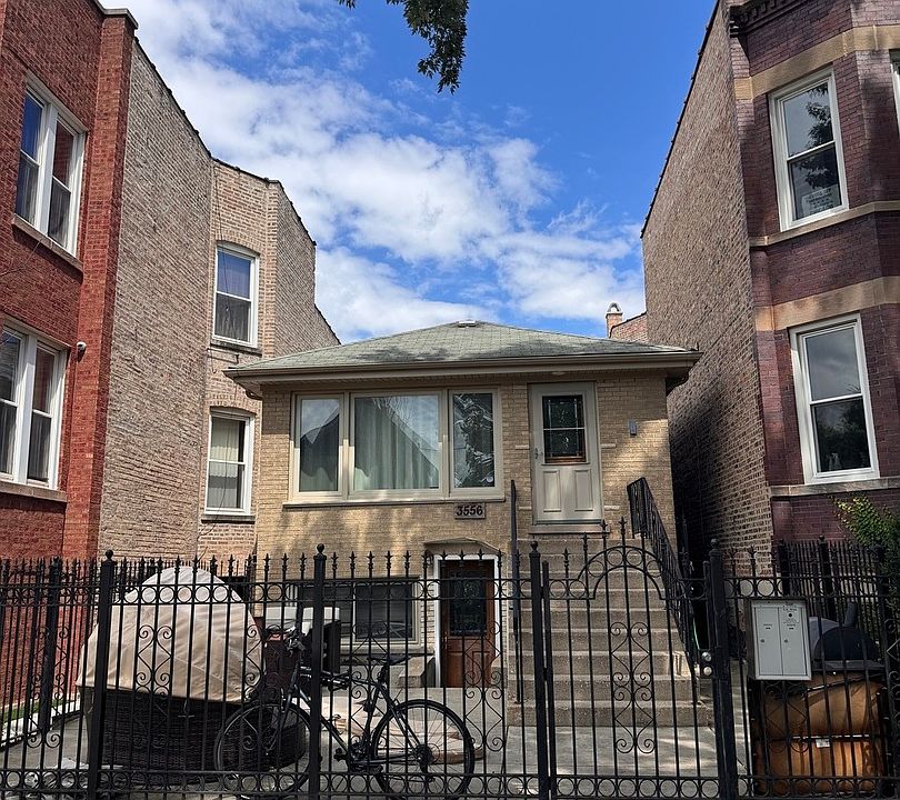 1st image of 3556 W Dickens Ave