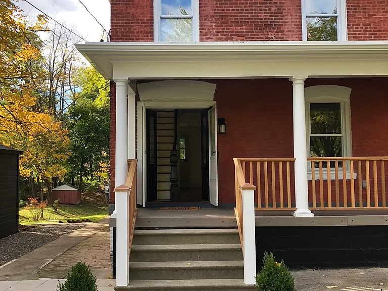 34 Garden St #1 — Photo 1