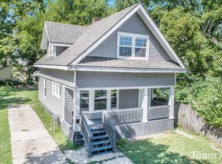 1715 Hamilton Ave NW, Grand Rapids, MI 49504