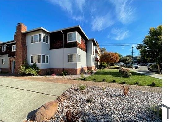 1st image of 2125 Santa Clara Ave Unit G