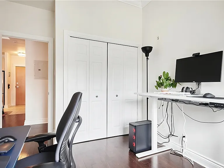 205 Bolton St #404 — Photo 21