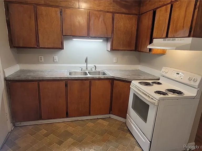 6457 Rutherglen Dr #B — Photo 2