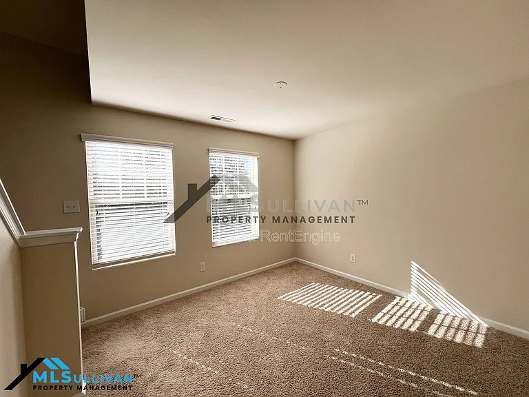 28 Sangre De Cristo Dr — Photo 17