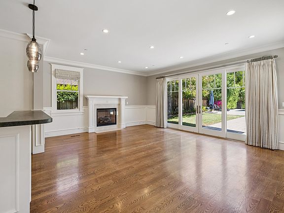 3rd image of 1517 Howard Ave