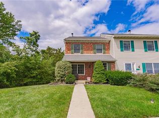 1203 Pine Ridge Dr, Perkiomenville, PA 18074