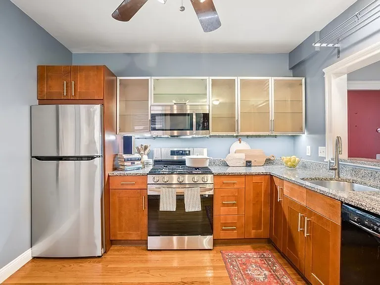 80 Florida St #4 — Photo 1