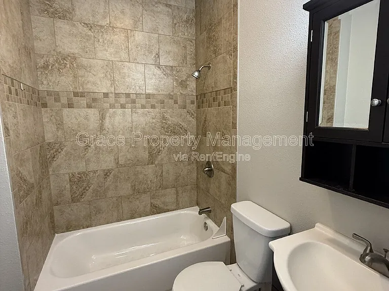 451 S Sherman St — Photo 17