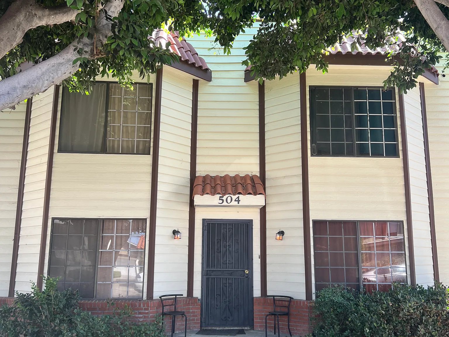2 bed, 950 sqft, $2,250 — Photo 1