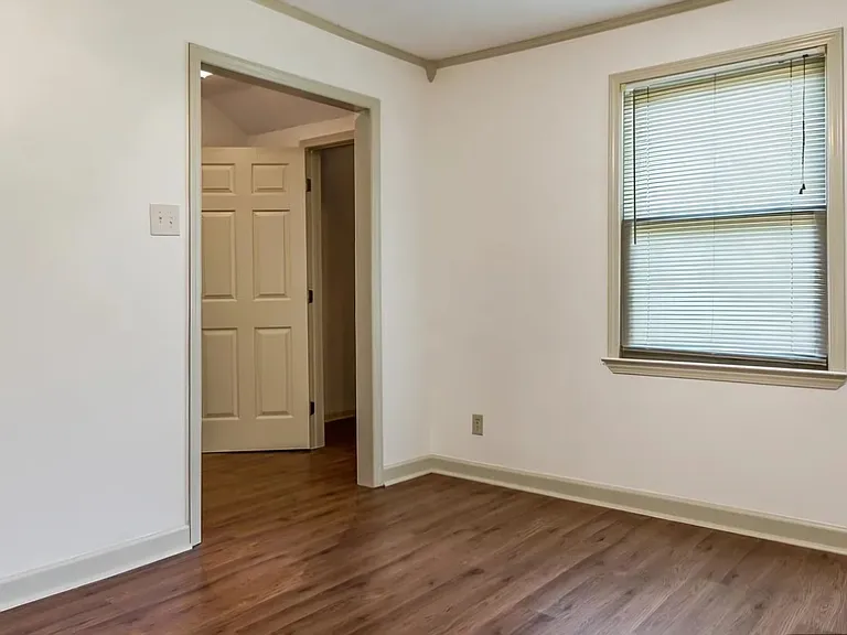1711 Alta Vista Ave — Photo 14