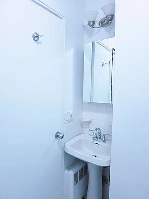 Rented by City & Suburban | media 21