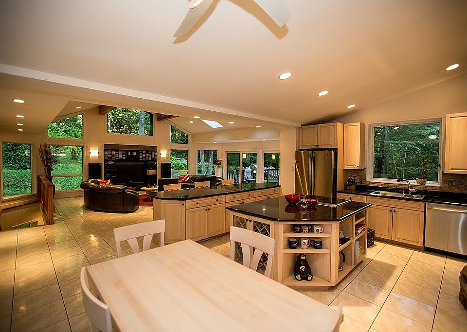 1215 Dowlin Rd, Downingtown, PA 19335 Zillow