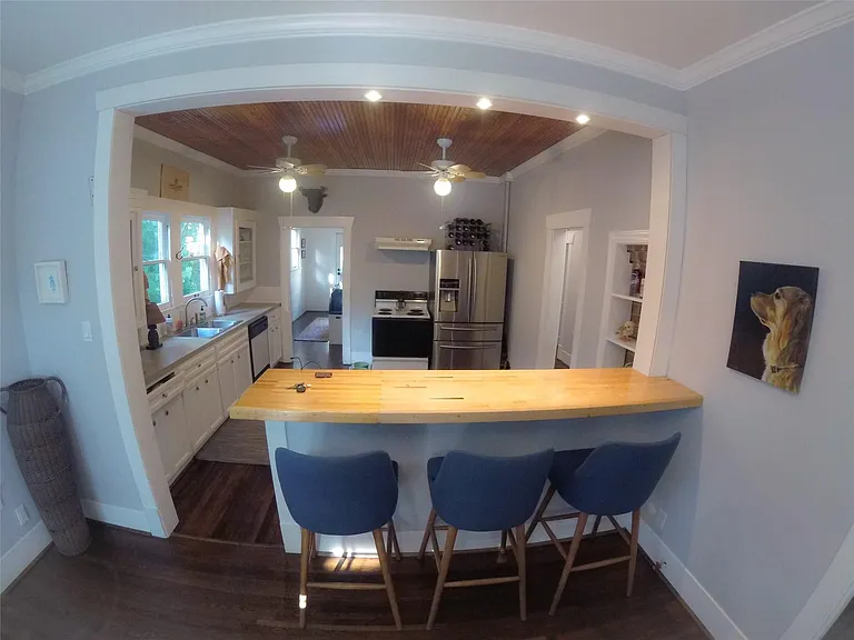 210 Tabor St — Photo 10