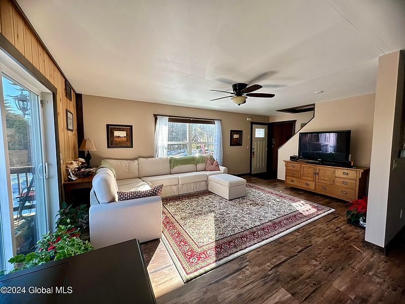3rd image of 327 Parker Road