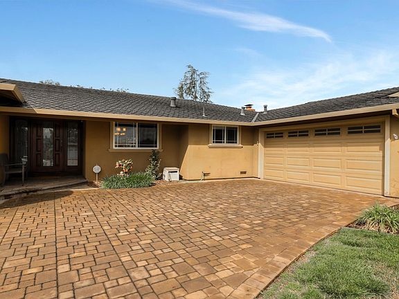 2nd image of 6543 Little Falls Dr
